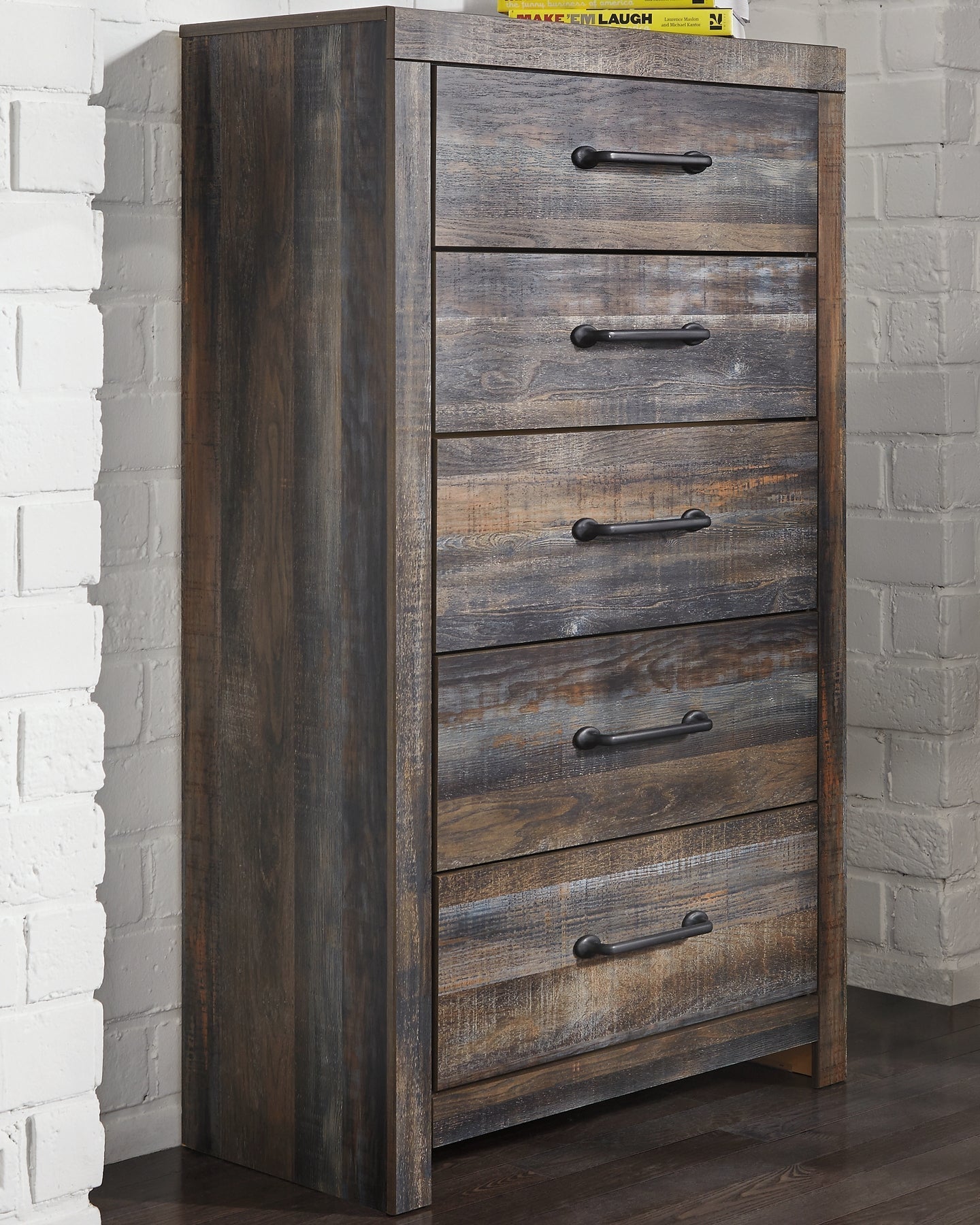 Drystan Queen Panel Headboard with Mirrored Dresser and Chest at Towne & Country Furniture (AL) furniture, home furniture, home decor, sofa, bedding