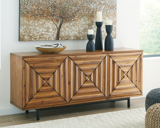 Fair Ridge Accent Cabinet at Towne & Country Furniture (AL) furniture, home furniture, home decor, sofa, bedding