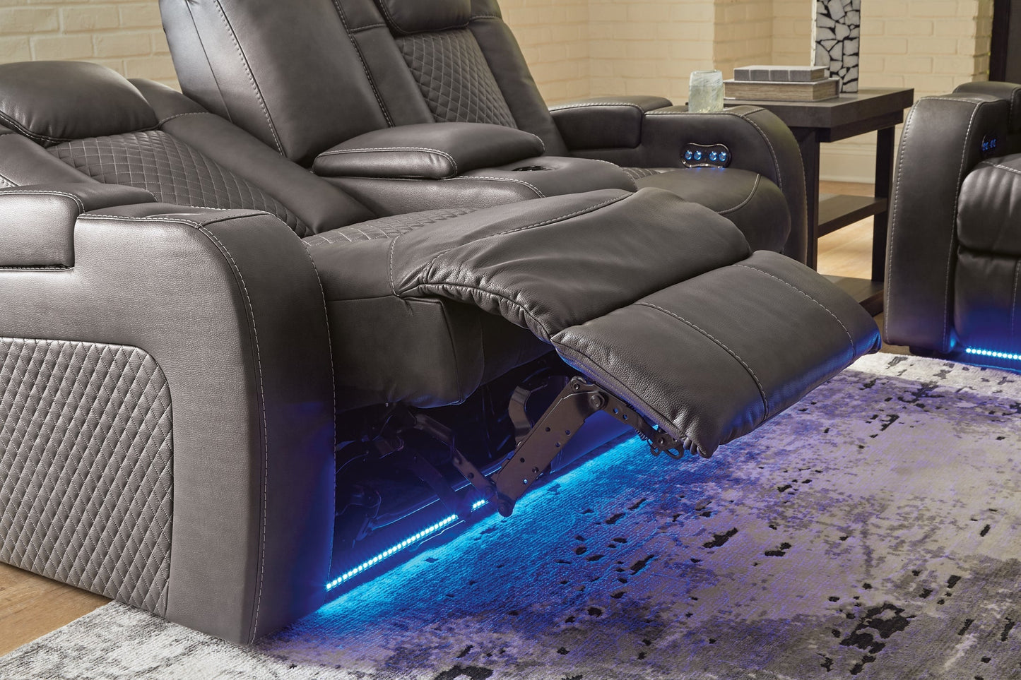Fyne-Dyme Sofa and Loveseat at Towne & Country Furniture (AL) furniture, home furniture, home decor, sofa, bedding