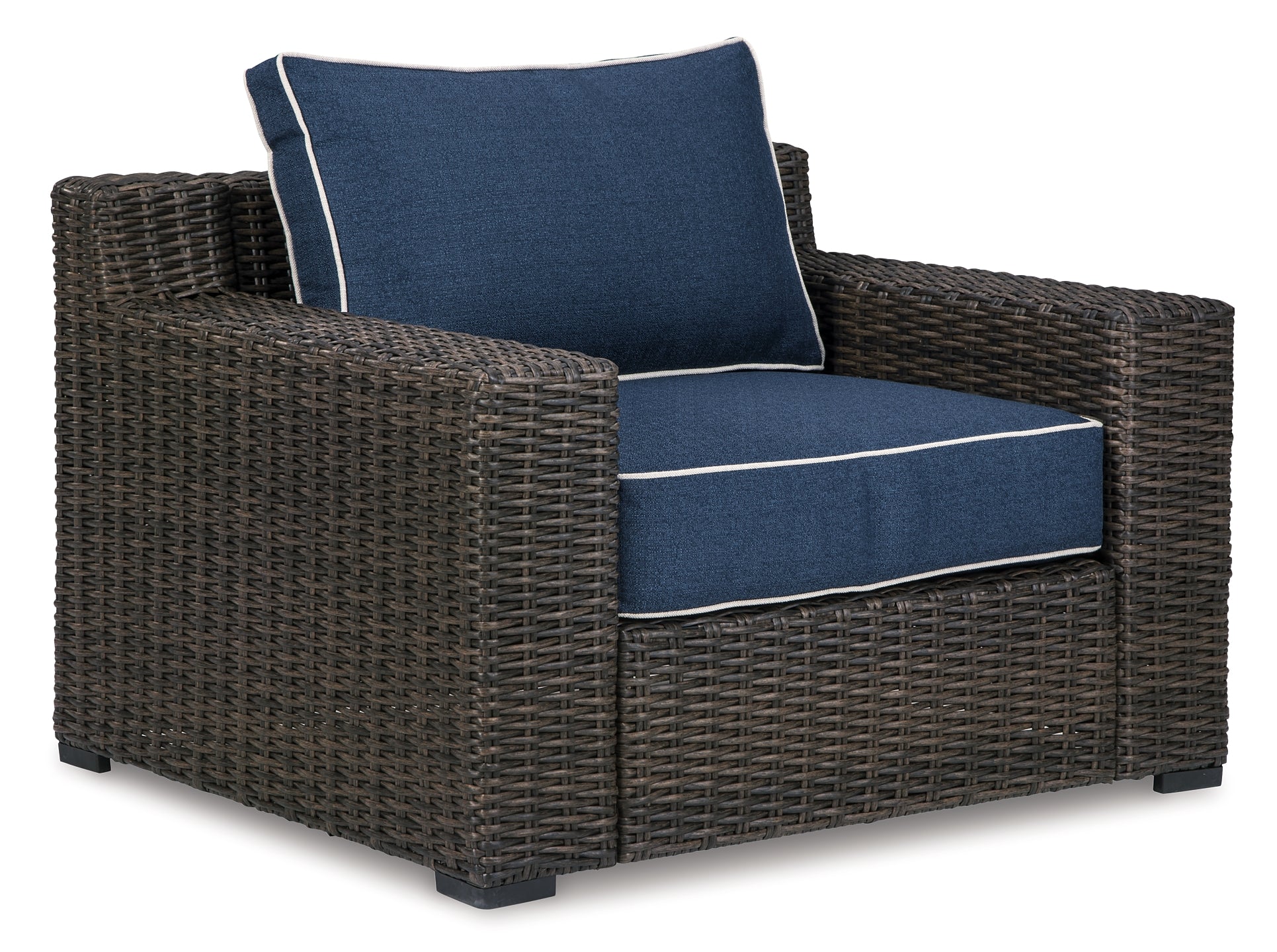 Grasson Lane Outdoor Sofa and  2 Lounge Chairs with Coffee Table and 2 End Tables at Towne & Country Furniture (AL) furniture, home furniture, home decor, sofa, bedding