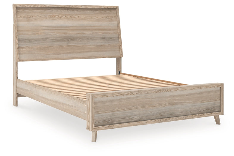 Hasbrick Queen Panel Bed with Mirrored Dresser at Towne & Country Furniture (AL) furniture, home furniture, home decor, sofa, bedding