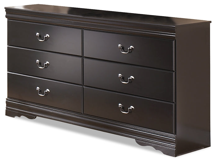 Huey Vineyard Queen Sleigh Bed with Mirrored Dresser and Nightstand at Towne & Country Furniture (AL) furniture, home furniture, home decor, sofa, bedding