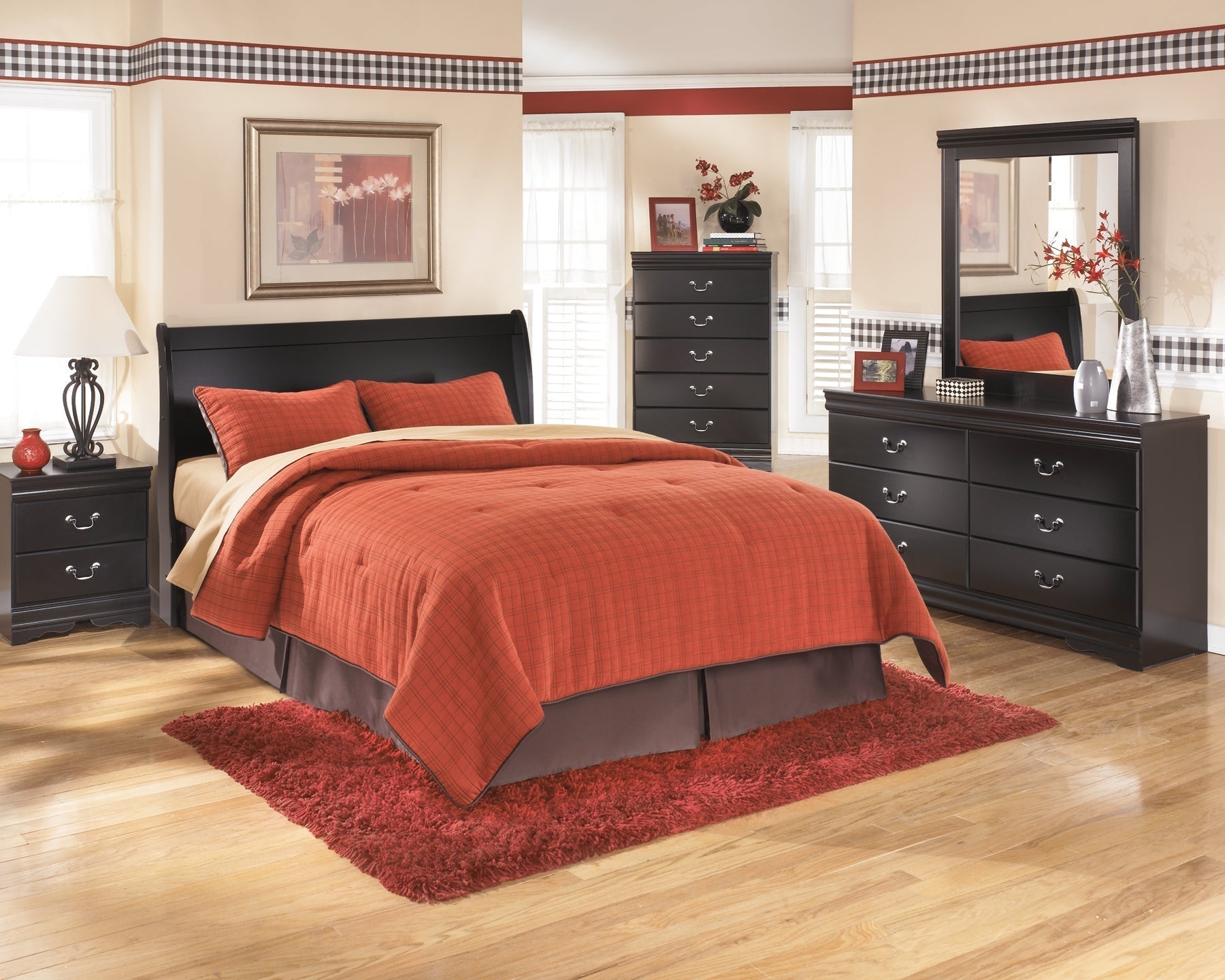 Huey Vineyard Queen Sleigh Headboard with Mirrored Dresser, Chest and Nightstand at Towne & Country Furniture (AL) furniture, home furniture, home decor, sofa, bedding
