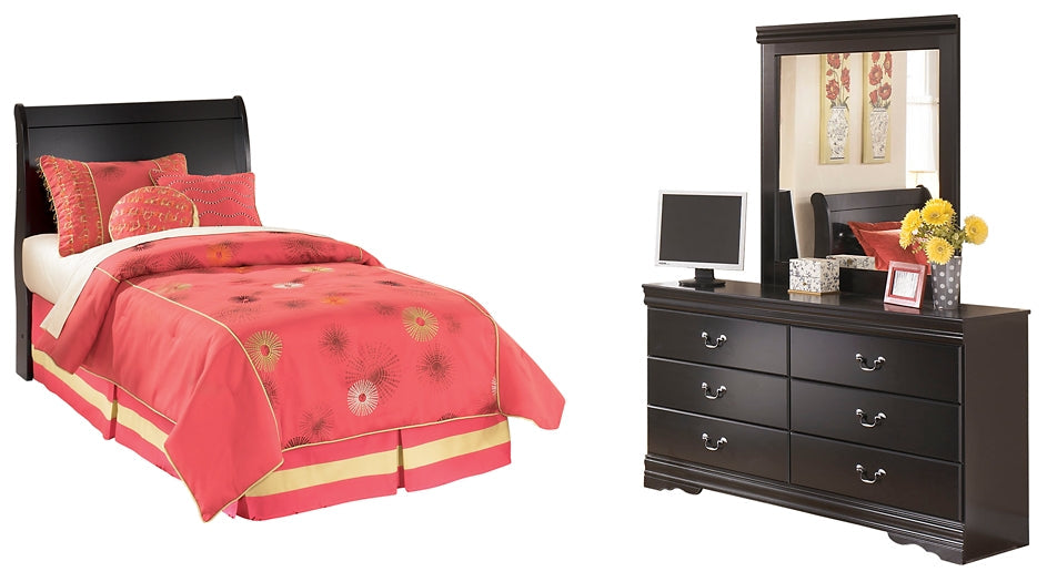 Huey Vineyard Twin Sleigh Headboard with Mirrored Dresser at Towne & Country Furniture (AL) furniture, home furniture, home decor, sofa, bedding
