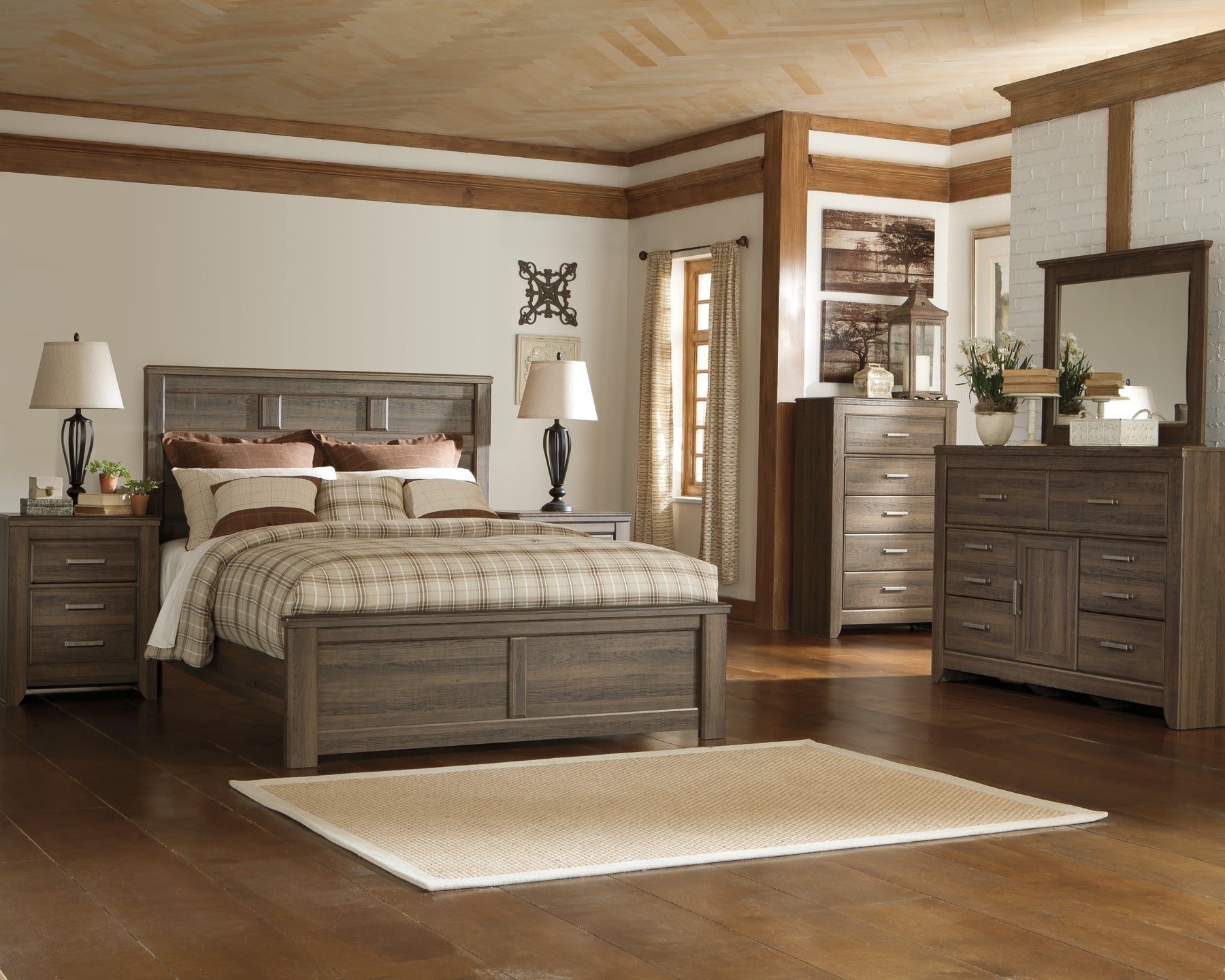 Juararo Queen Panel Bed with Mirrored Dresser at Towne & Country Furniture (AL) furniture, home furniture, home decor, sofa, bedding