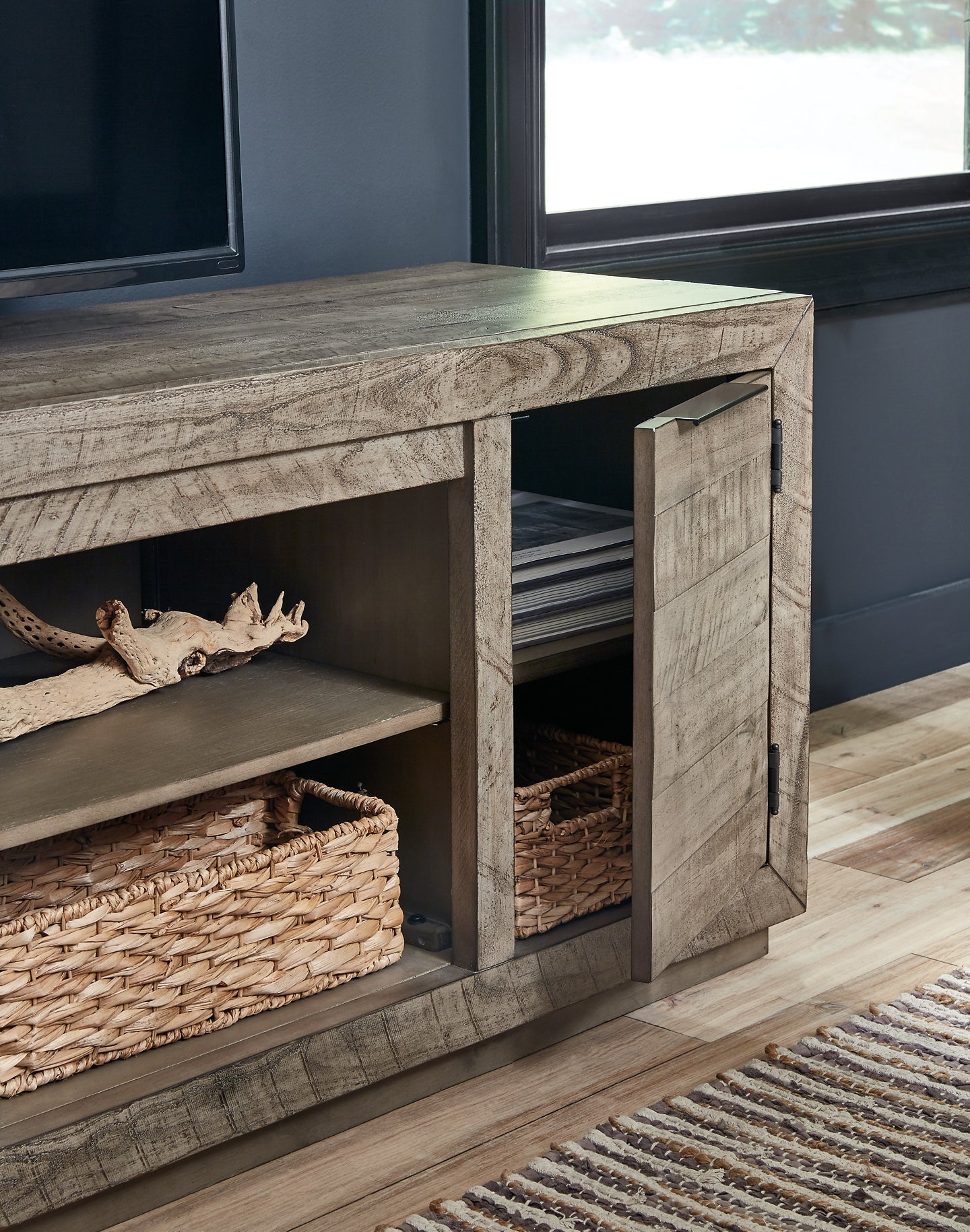 Krystanza XL TV Stand w/Fireplace Option at Towne & Country Furniture (AL) furniture, home furniture, home decor, sofa, bedding