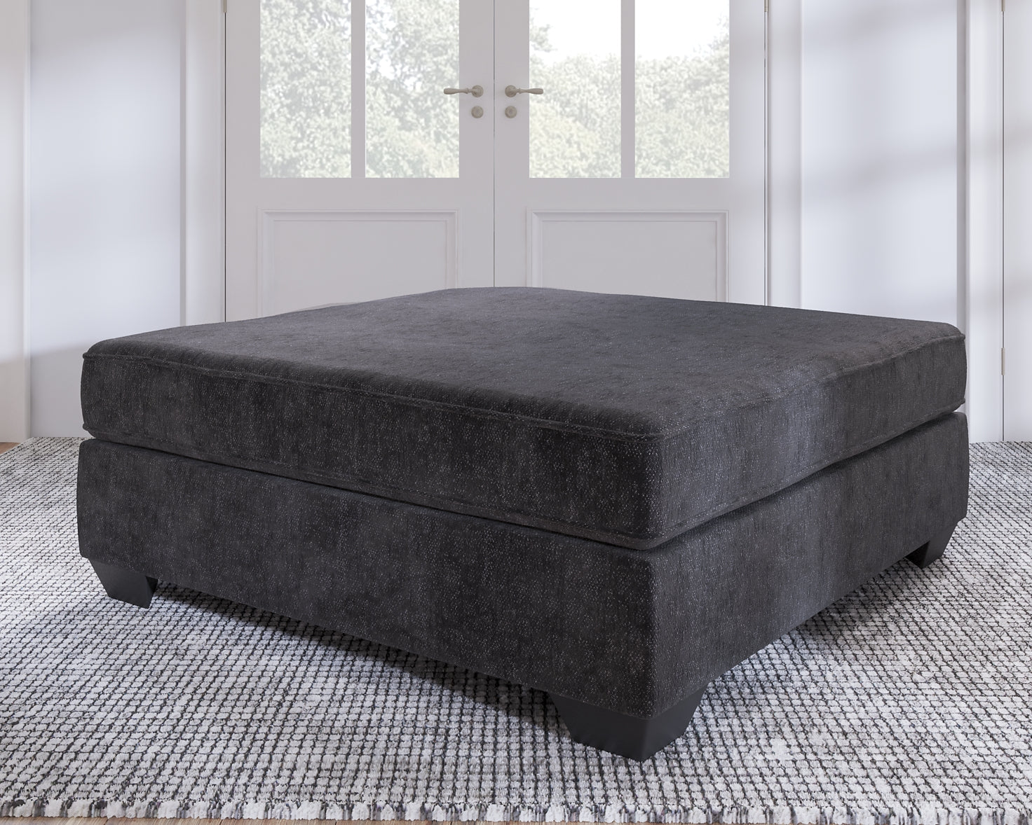Lavernett Oversized Accent Ottoman at Towne & Country Furniture (AL) furniture, home furniture, home decor, sofa, bedding