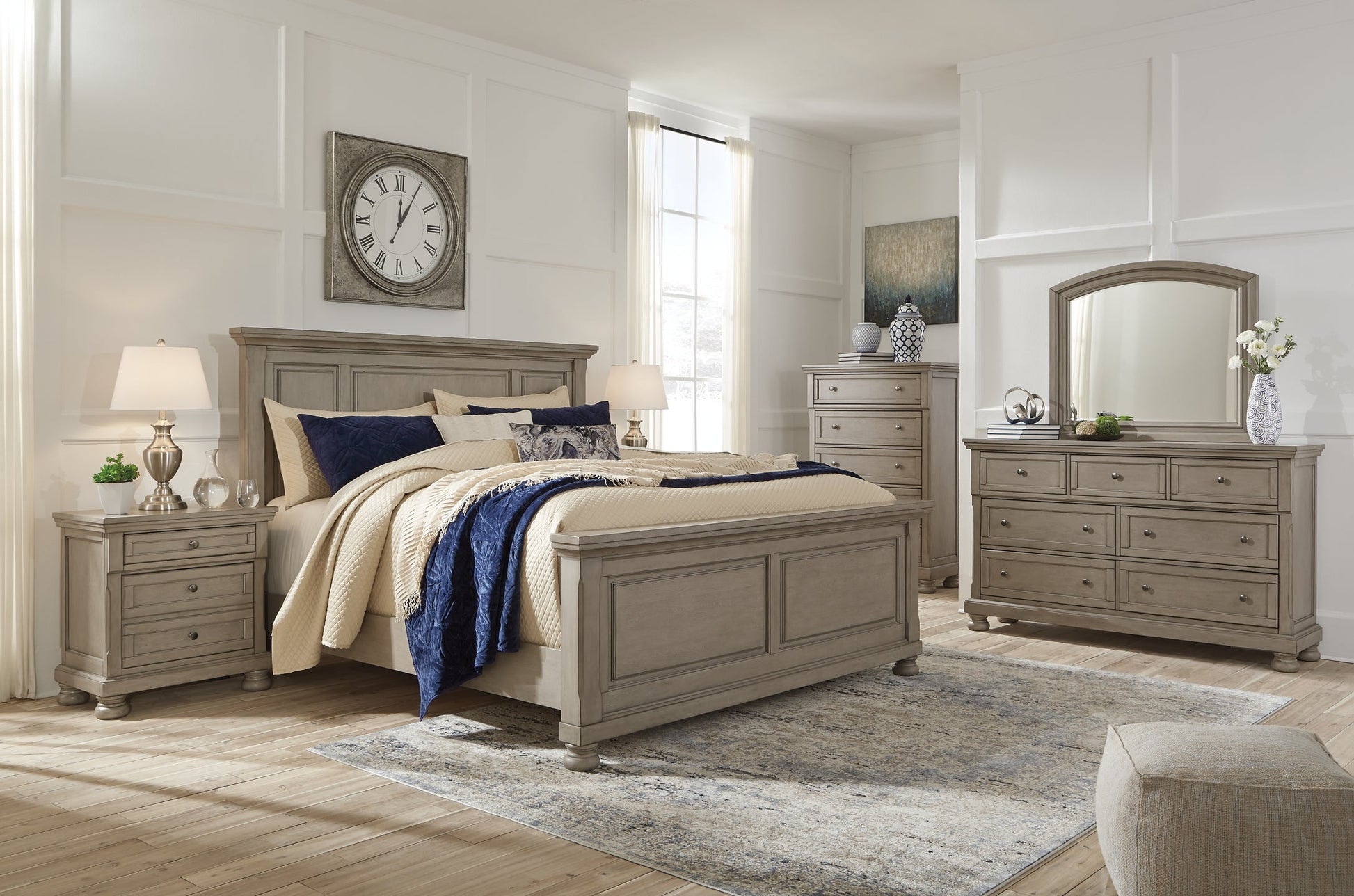 Lettner California King Panel Bed with Mirrored Dresser, Chest and 2 Nightstands at Towne & Country Furniture (AL) furniture, home furniture, home decor, sofa, bedding