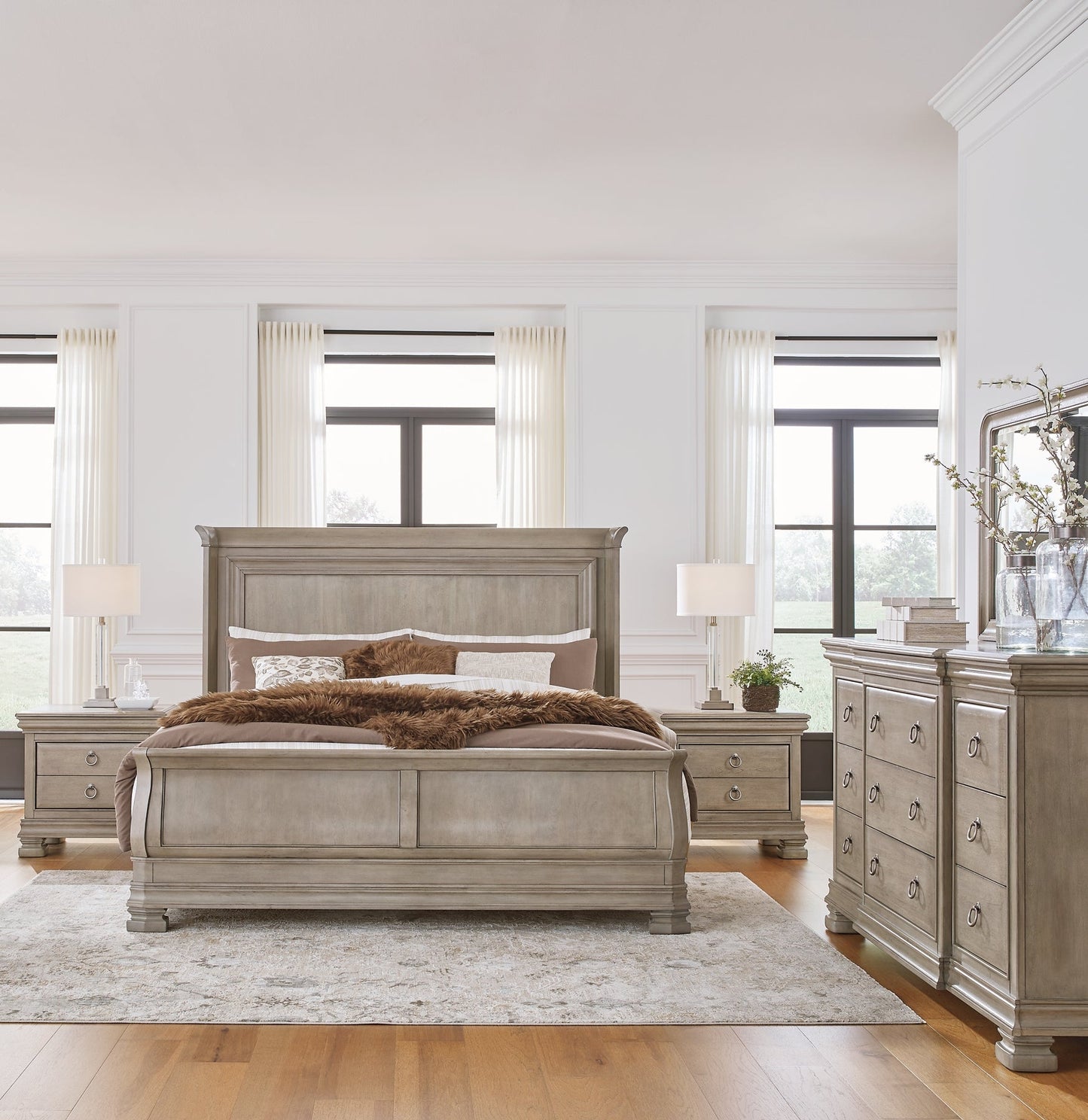 Lexorne King Sleigh Bed with Mirrored Dresser and 2 Nightstands at Towne & Country Furniture (AL) furniture, home furniture, home decor, sofa, bedding