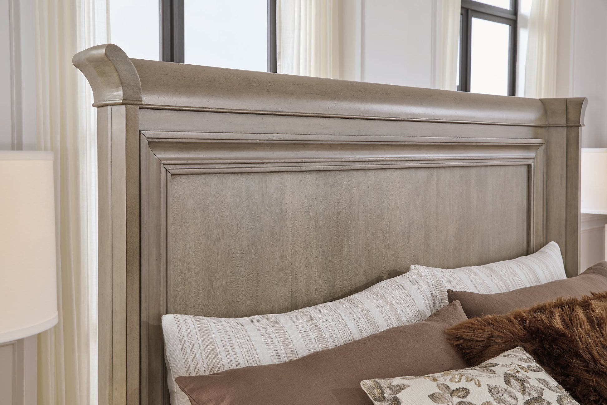 Lexorne King Sleigh Bed with Mirrored Dresser and Chest at Towne & Country Furniture (AL) furniture, home furniture, home decor, sofa, bedding