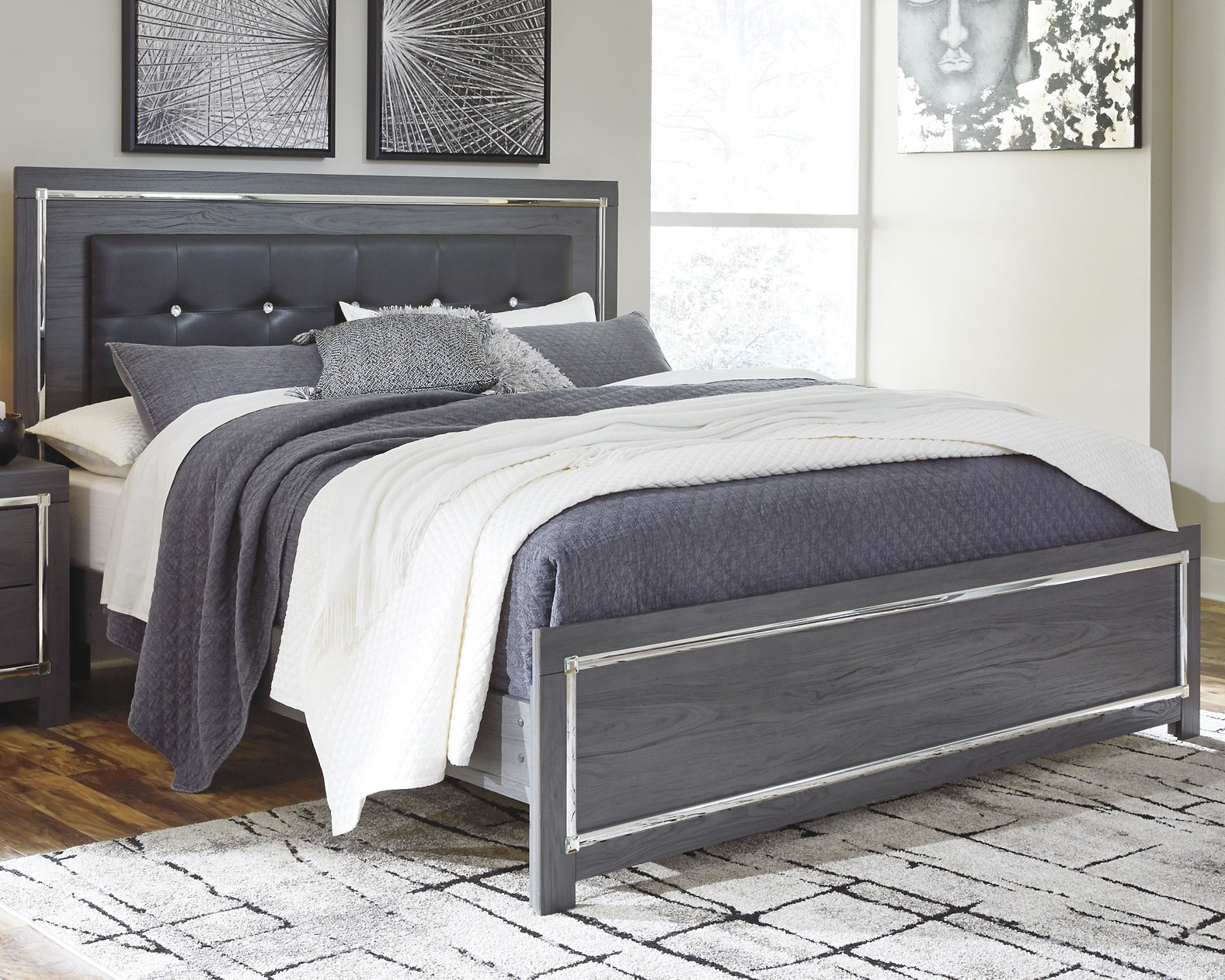 Lodanna King Panel Bed with Mirrored Dresser and Nightstand at Towne & Country Furniture (AL) furniture, home furniture, home decor, sofa, bedding