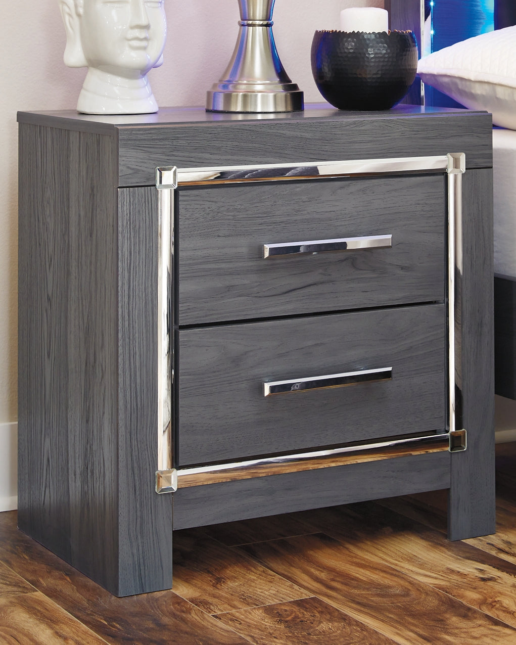 Lodanna Queen Panel Bed with 2 Storage Drawers with Mirrored Dresser and Nightstand at Towne & Country Furniture (AL) furniture, home furniture, home decor, sofa, bedding