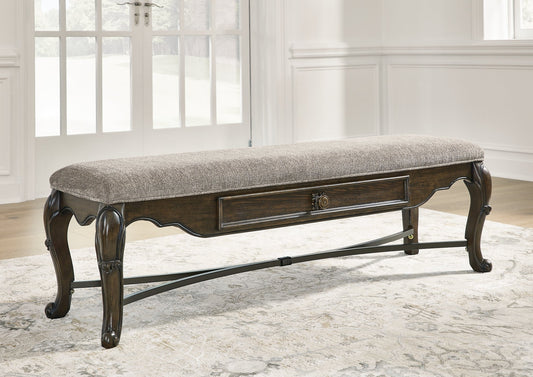 Maylee Upholstered Storage Bench at Towne & Country Furniture (AL) furniture, home furniture, home decor, sofa, bedding