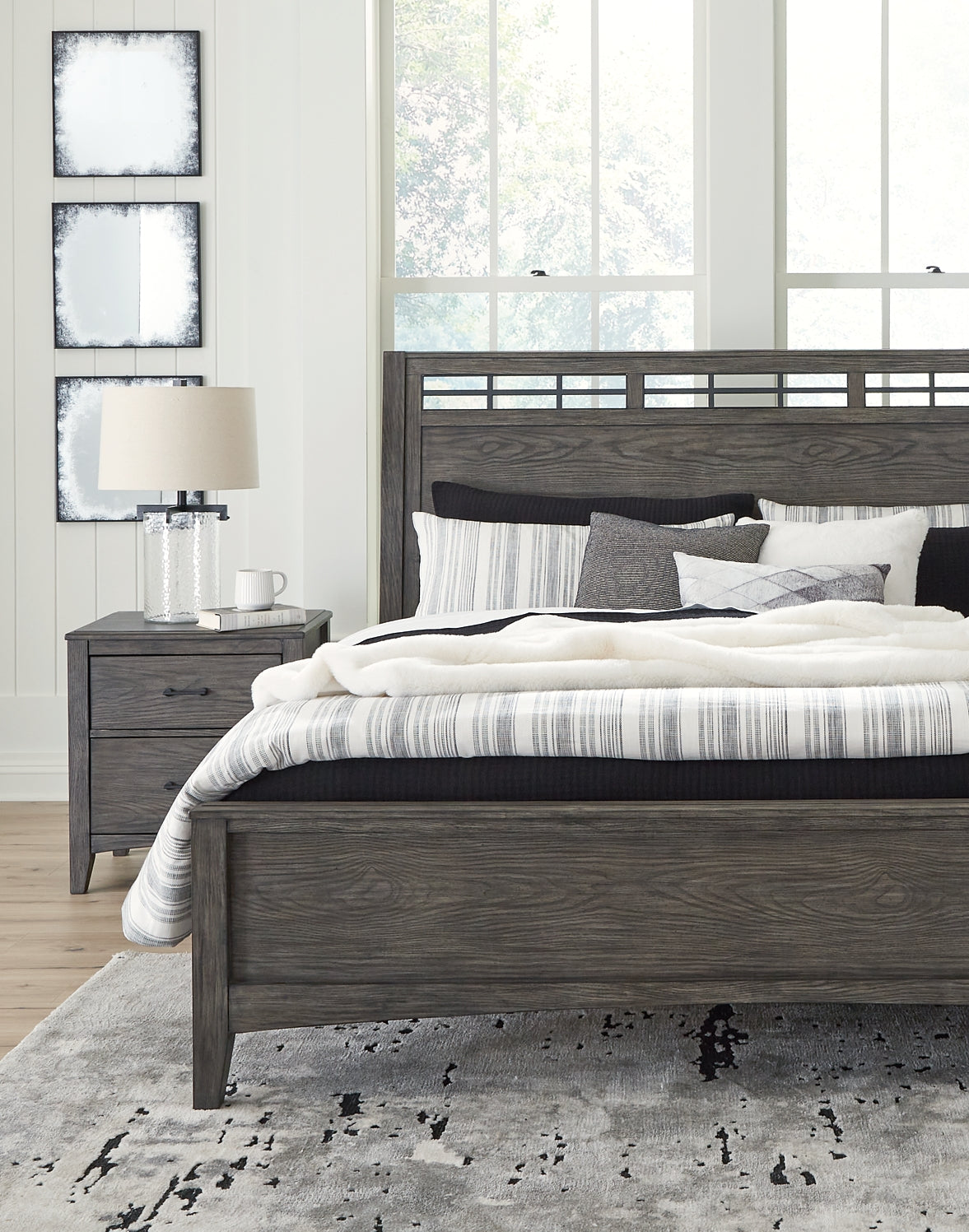 Montillan California King Panel Bed with Mirrored Dresser, Chest and 2 Nightstands at Towne & Country Furniture (AL) furniture, home furniture, home decor, sofa, bedding