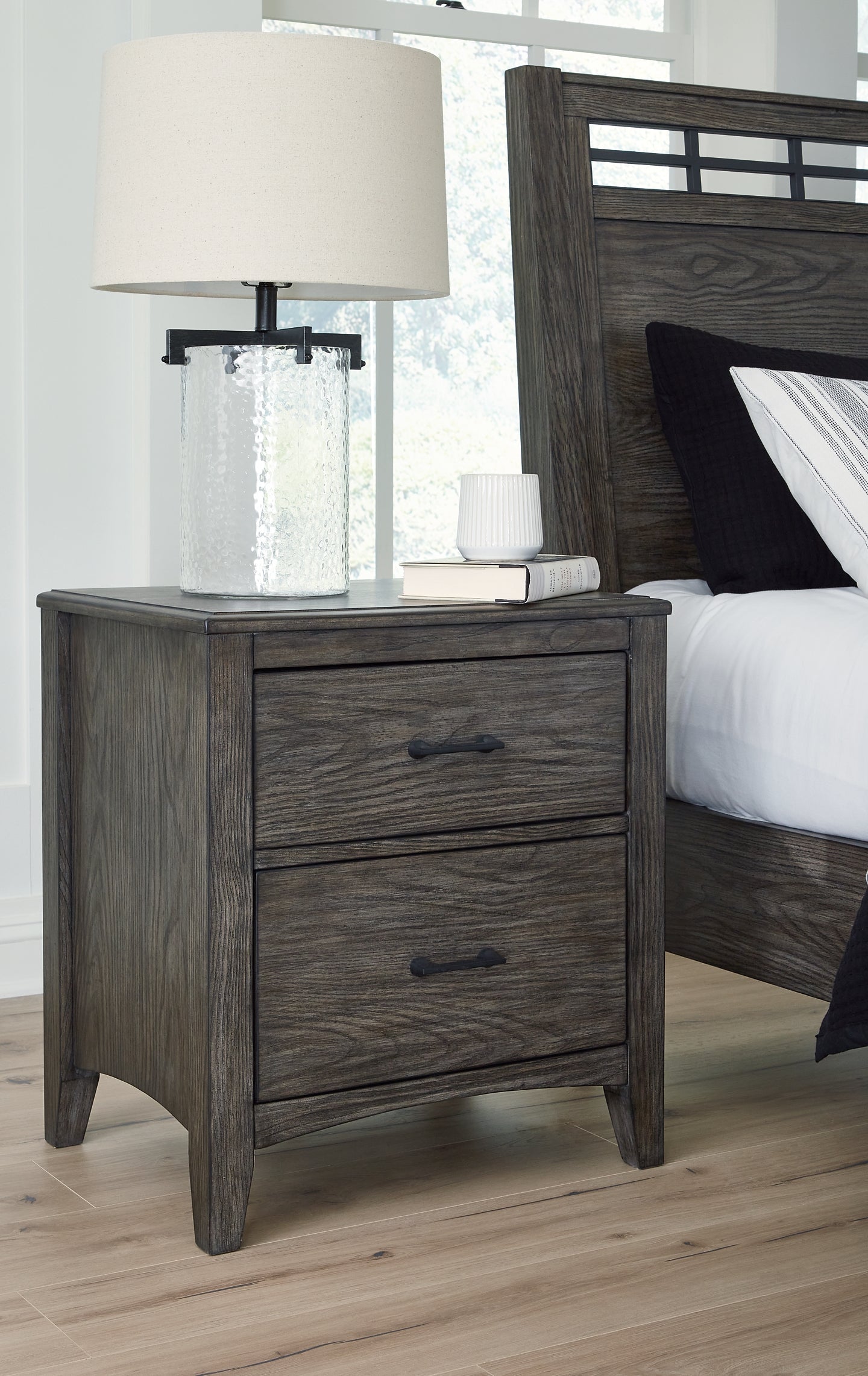 Montillan California King Panel Bed with Mirrored Dresser and 2 Nightstands at Towne & Country Furniture (AL) furniture, home furniture, home decor, sofa, bedding