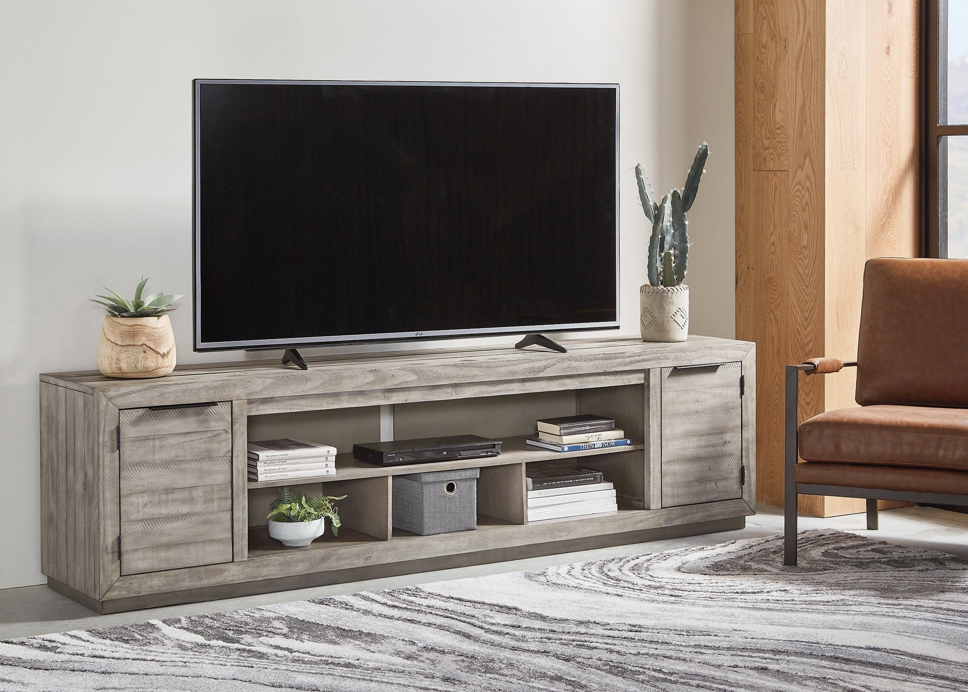 Naydell XL TV Stand w/Fireplace Option at Towne & Country Furniture (AL) furniture, home furniture, home decor, sofa, bedding