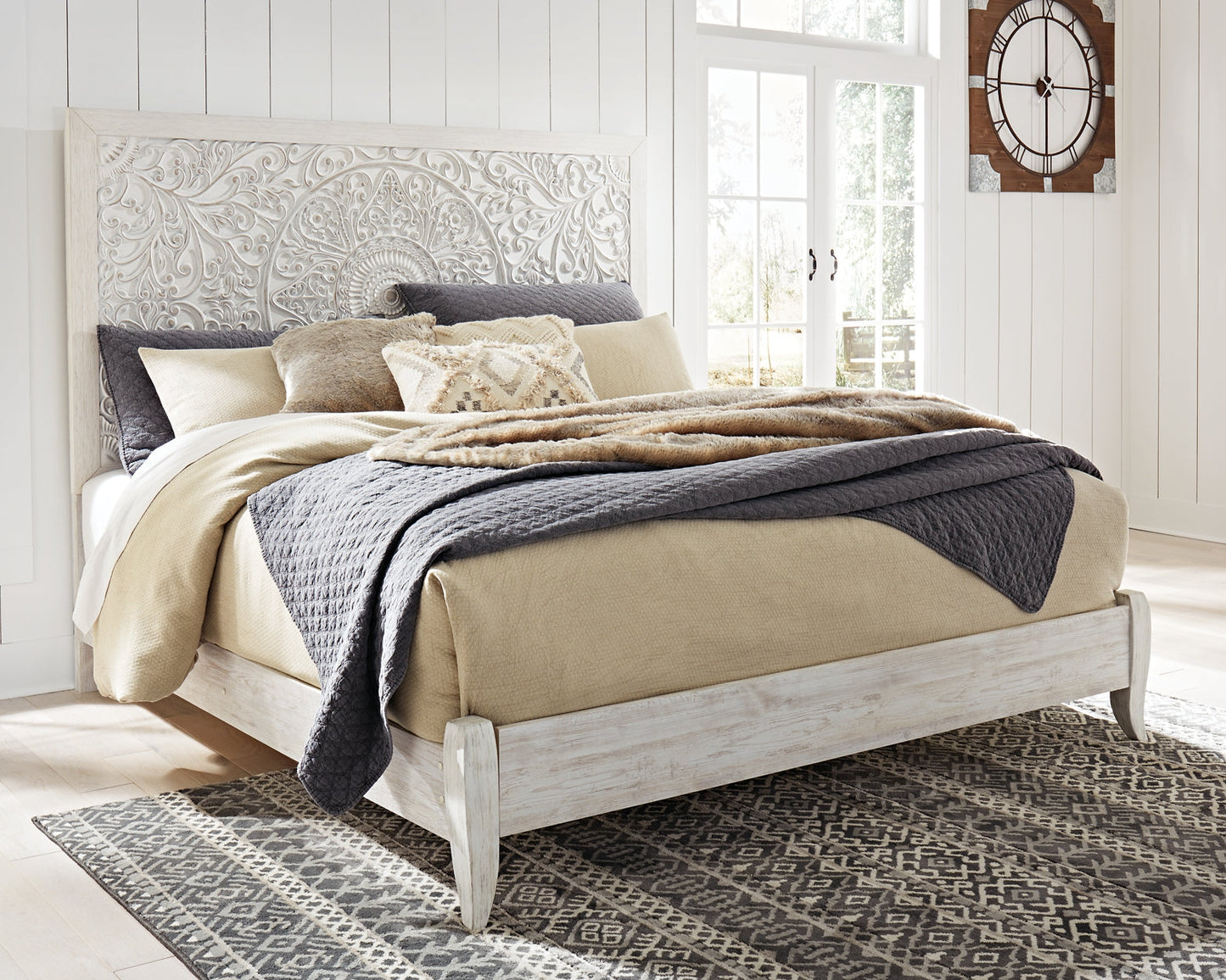 Paxberry King Panel Bed with Mirrored Dresser and 2 Nightstands at Towne & Country Furniture (AL) furniture, home furniture, home decor, sofa, bedding