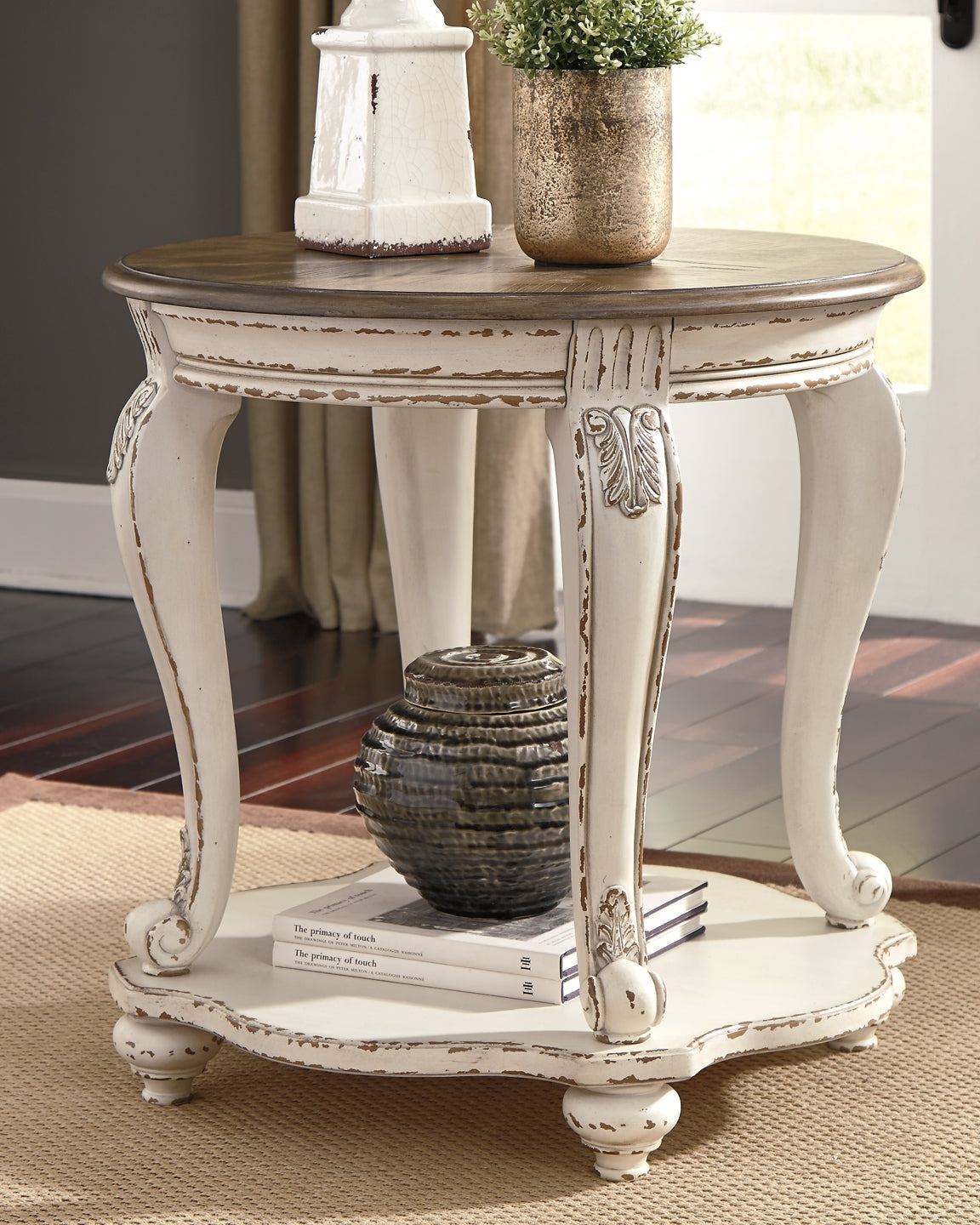 Realyn Coffee Table with 2 End Tables at Towne & Country Furniture (AL) furniture, home furniture, home decor, sofa, bedding