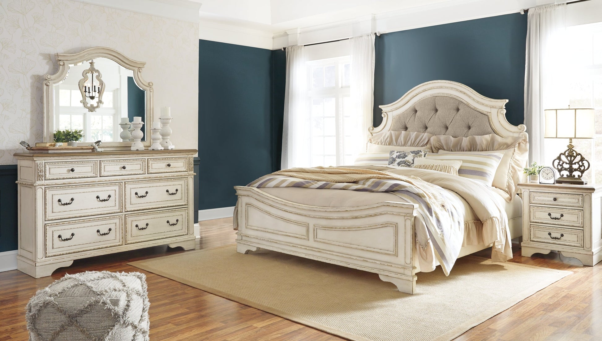 Realyn Dresser and Mirror at Towne & Country Furniture (AL) furniture, home furniture, home decor, sofa, bedding