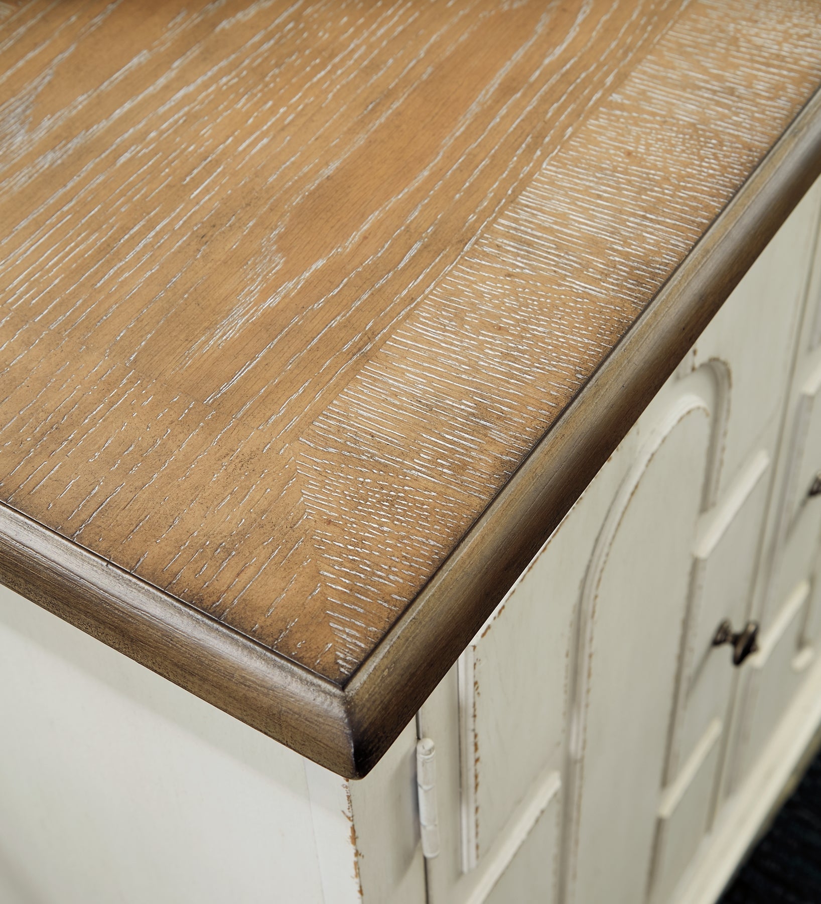 Roranville Accent Cabinet at Towne & Country Furniture (AL) furniture, home furniture, home decor, sofa, bedding