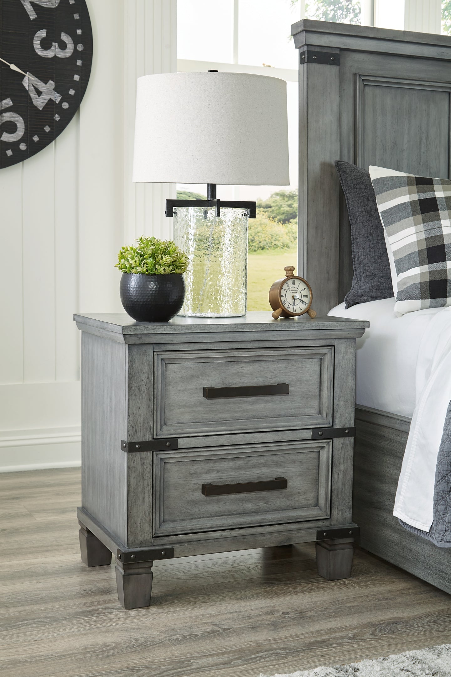 Russelyn King Storage Bed with Mirrored Dresser, Chest and 2 Nightstands at Towne & Country Furniture (AL) furniture, home furniture, home decor, sofa, bedding