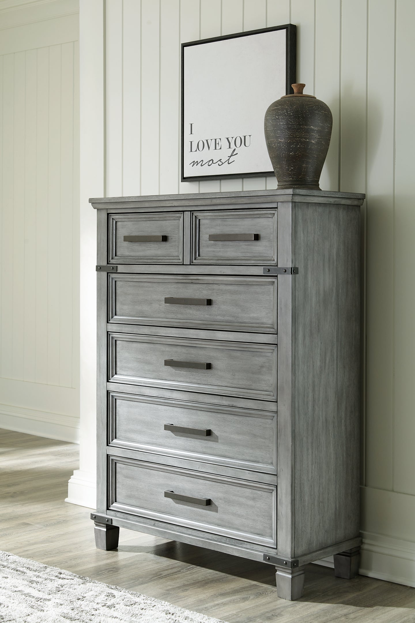 Russelyn Queen Storage Bed with Mirrored Dresser, Chest and 2 Nightstands at Towne & Country Furniture (AL) furniture, home furniture, home decor, sofa, bedding