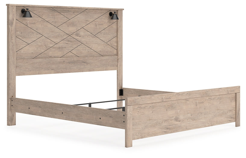 Senniberg King Panel Bed with Mirrored Dresser at Towne & Country Furniture (AL) furniture, home furniture, home decor, sofa, bedding