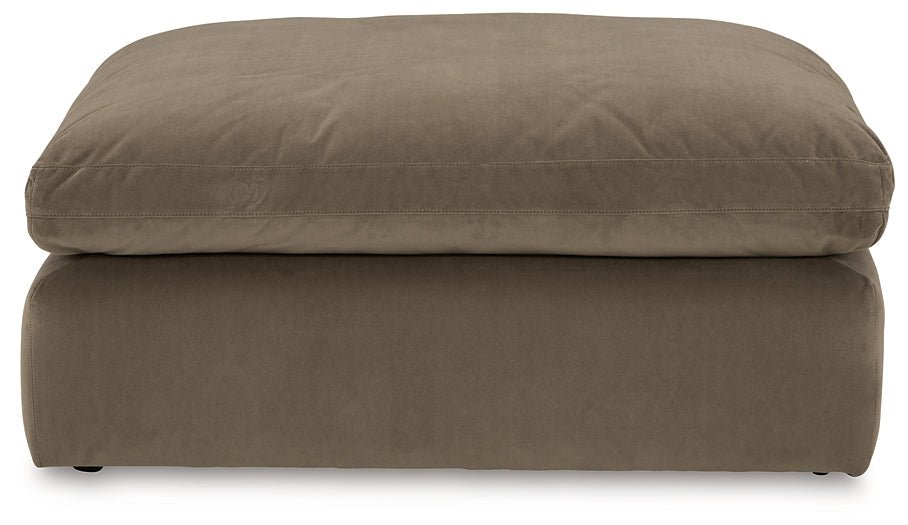 Sophie Oversized Accent Ottoman at Towne & Country Furniture (AL) furniture, home furniture, home decor, sofa, bedding