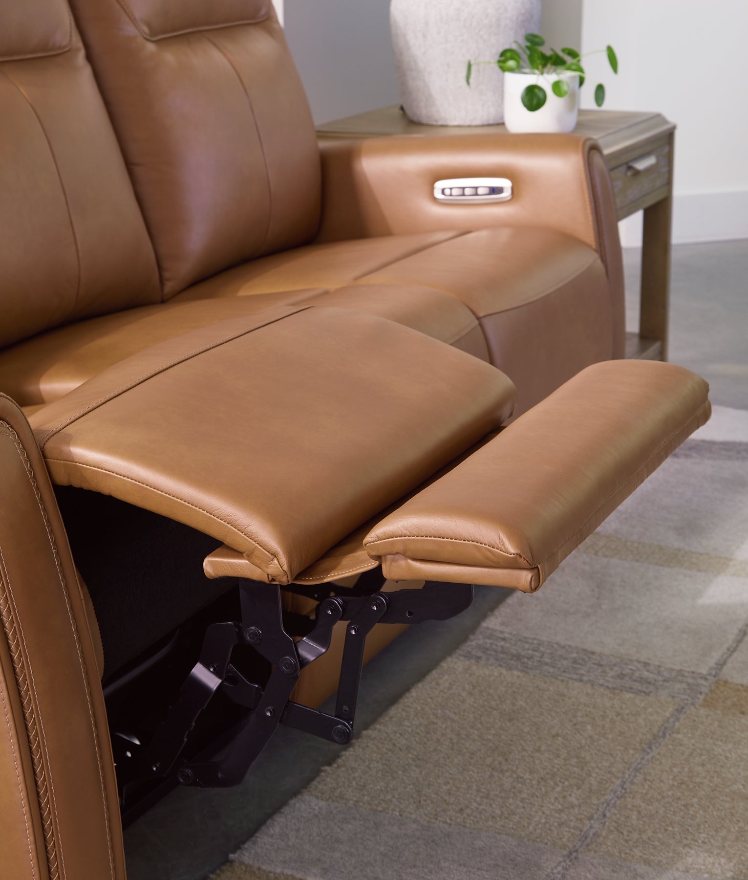 Tryanny Sofa and Loveseat at Towne & Country Furniture (AL) furniture, home furniture, home decor, sofa, bedding