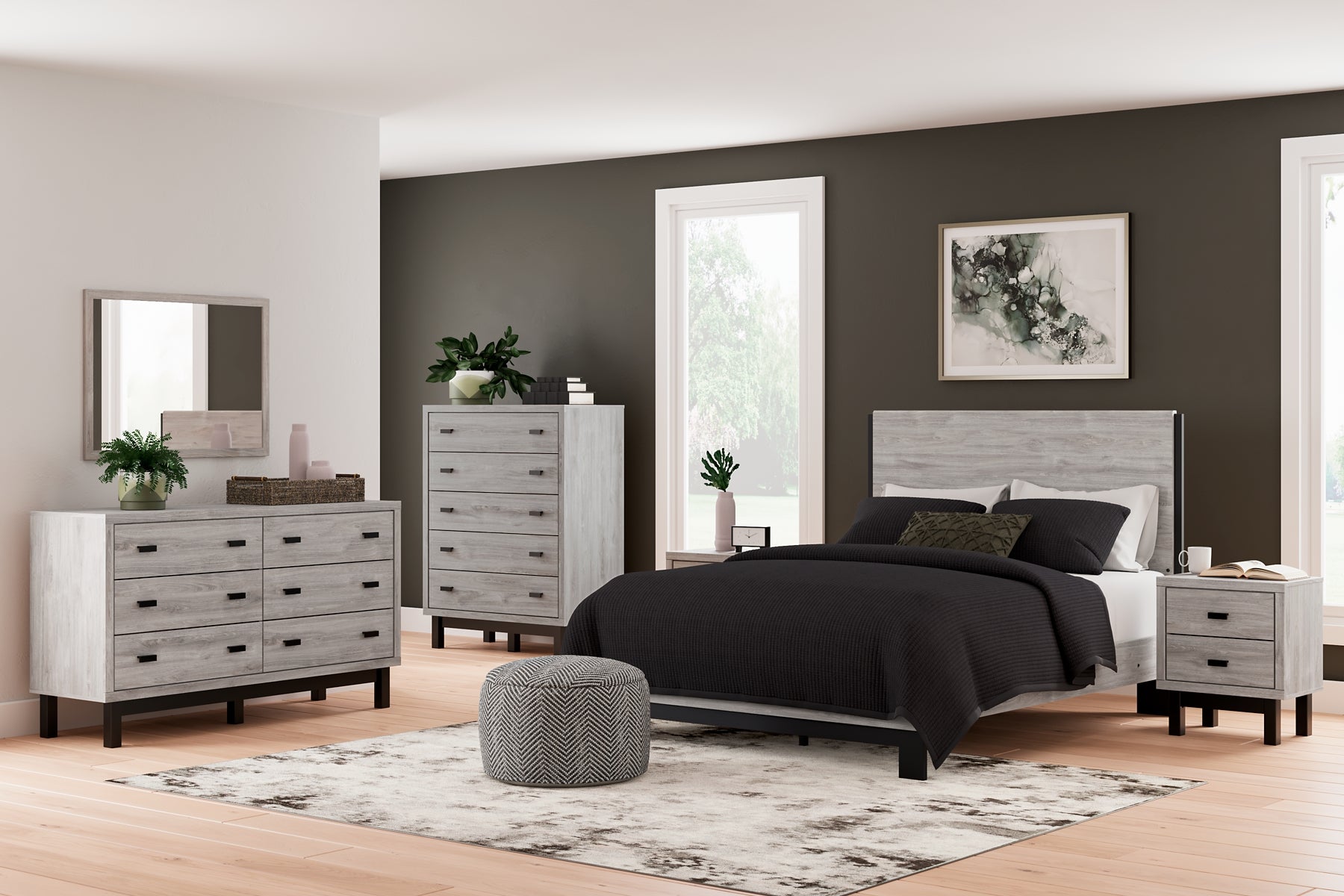 Vessalli Queen Panel Bed with Mirrored Dresser, Chest and 2 Nightstands at Towne & Country Furniture (AL) furniture, home furniture, home decor, sofa, bedding