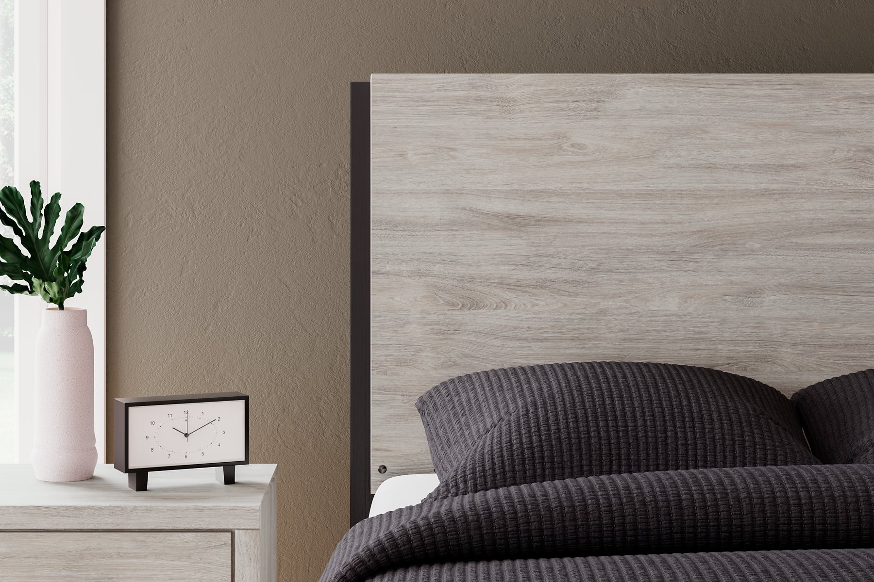Vessalli Queen Panel Headboard with Mirrored Dresser, Chest and 2 Nightstands at Towne & Country Furniture (AL) furniture, home furniture, home decor, sofa, bedding