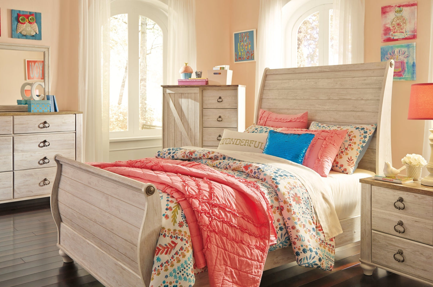 Willowton Dressing Chest at Towne & Country Furniture (AL) furniture, home furniture, home decor, sofa, bedding