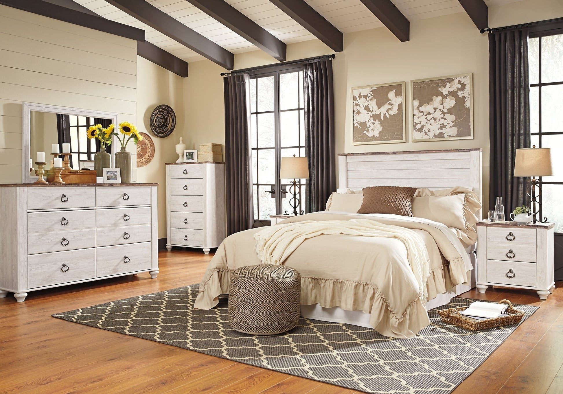 Willowton Five Drawer Chest at Towne & Country Furniture (AL) furniture, home furniture, home decor, sofa, bedding
