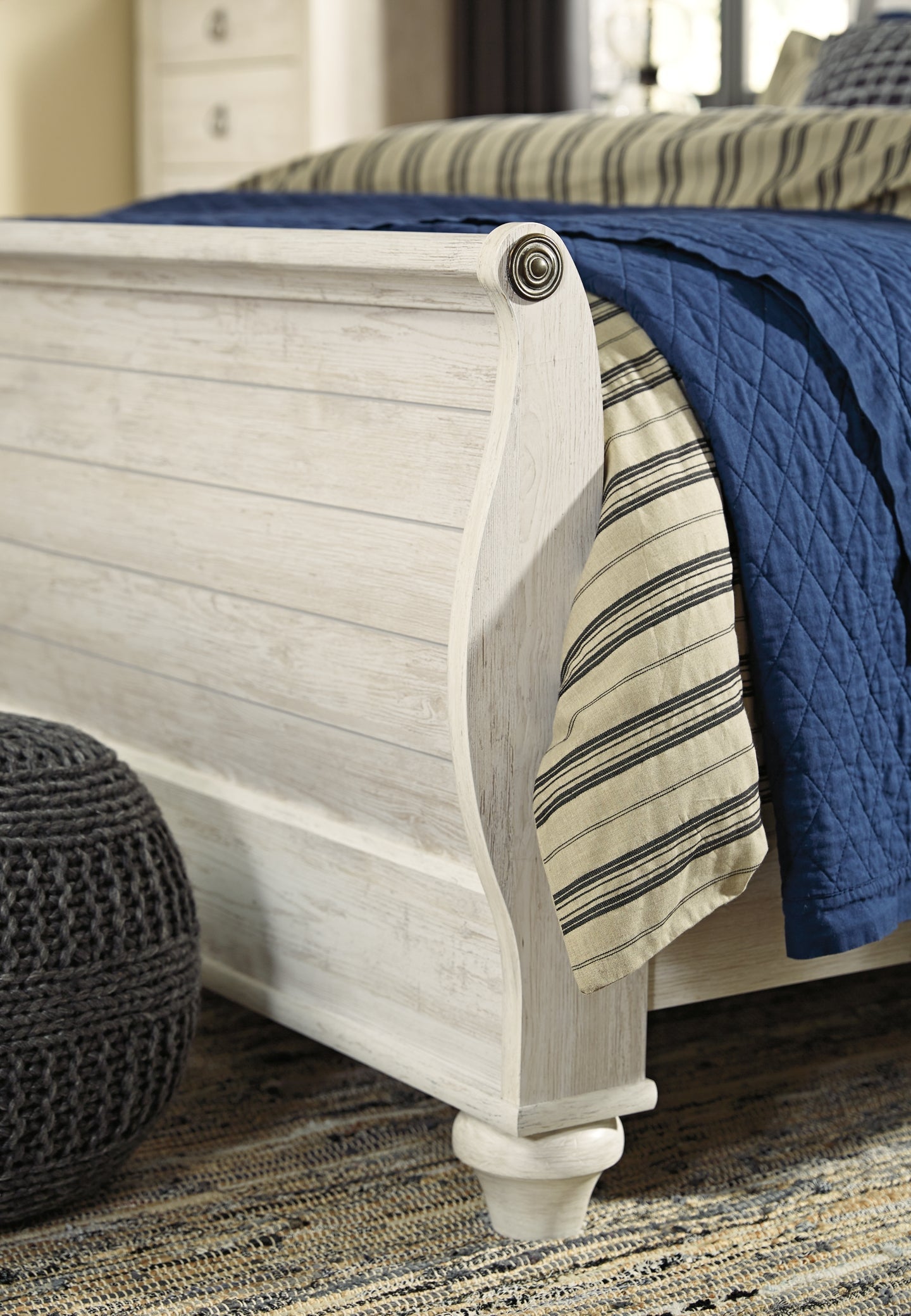 Willowton  Sleigh Bed at Towne & Country Furniture (AL) furniture, home furniture, home decor, sofa, bedding