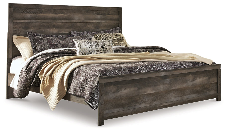 Wynnlow King Panel Bed with Mirrored Dresser, Chest and 2 Nightstands at Towne & Country Furniture (AL) furniture, home furniture, home decor, sofa, bedding