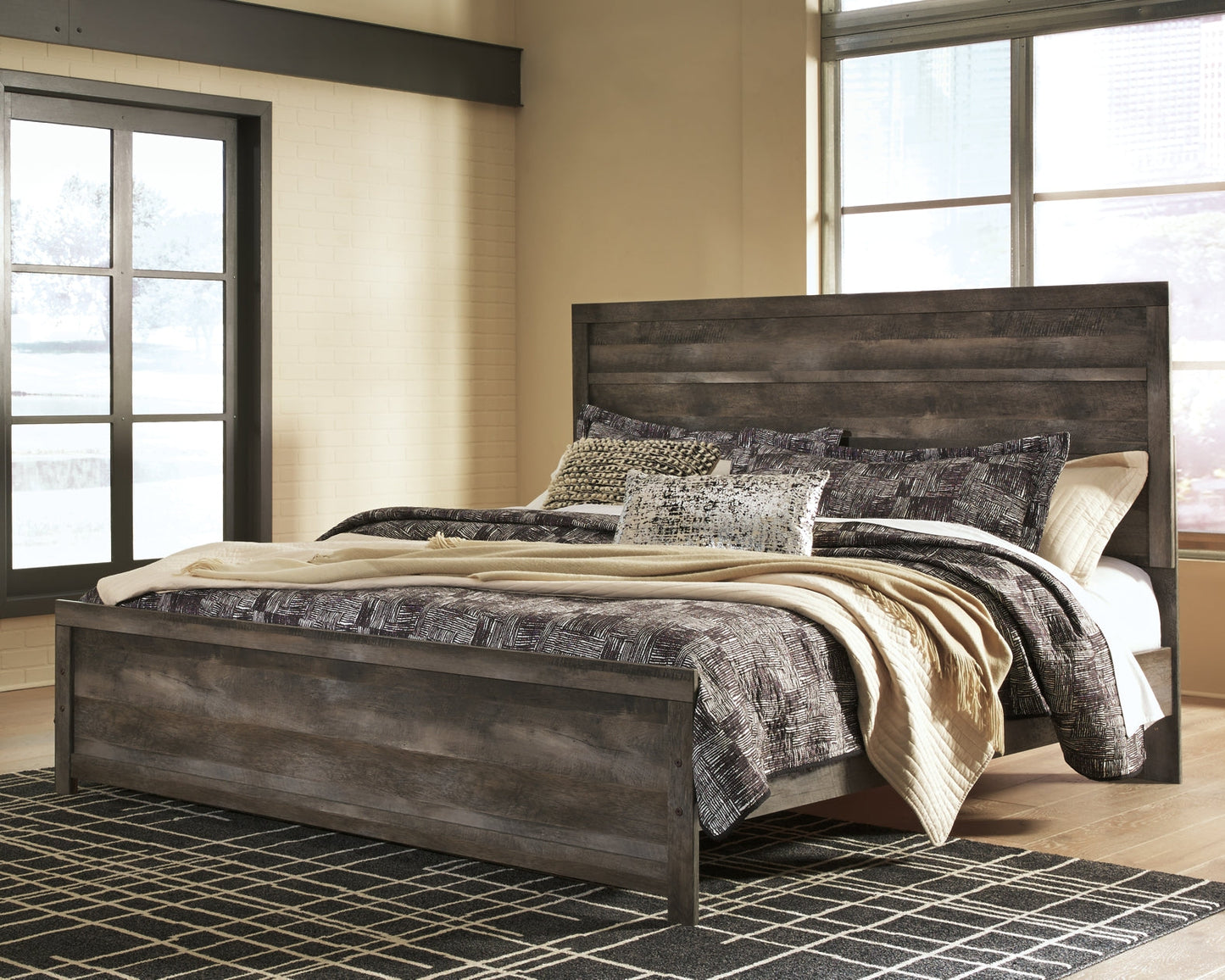 Wynnlow King Panel Bed with Mirrored Dresser, Chest and 2 Nightstands at Towne & Country Furniture (AL) furniture, home furniture, home decor, sofa, bedding