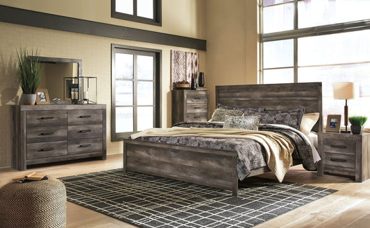 Wynnlow King Panel Bed with Mirrored Dresser, Chest and 2 Nightstands at Towne & Country Furniture (AL) furniture, home furniture, home decor, sofa, bedding