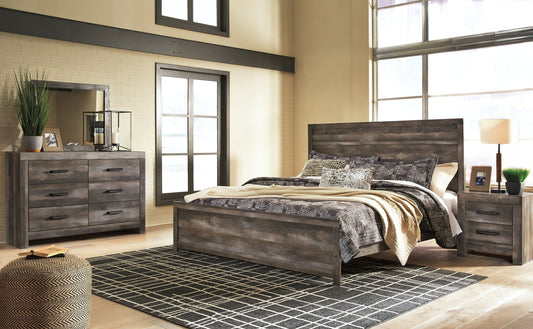 Wynnlow King Panel Bed with Mirrored Dresser and 2 Nightstands at Towne & Country Furniture (AL) furniture, home furniture, home decor, sofa, bedding