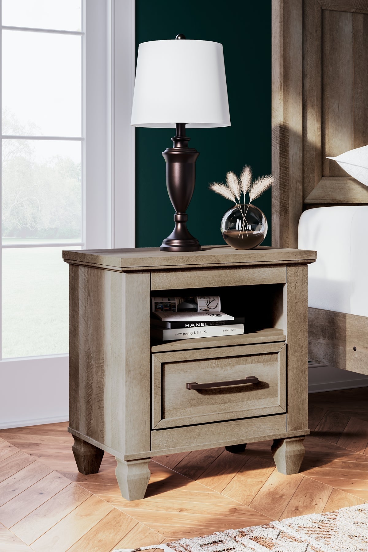 Yarbeck King Panel Bed with Mirrored Dresser and Nightstand at Towne & Country Furniture (AL) furniture, home furniture, home decor, sofa, bedding