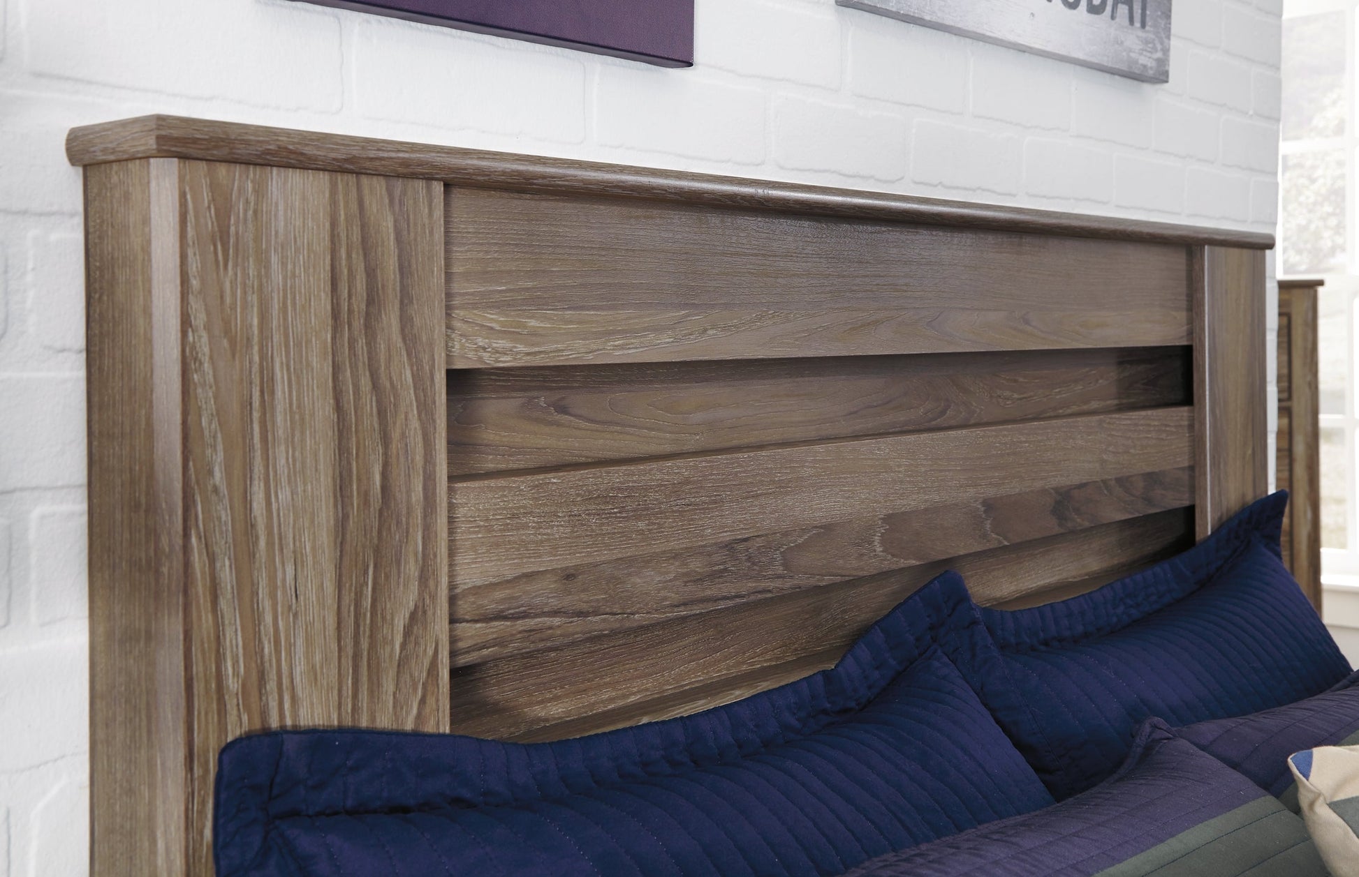Zelen King Panel Bed with Mirrored Dresser and Chest at Towne & Country Furniture (AL) furniture, home furniture, home decor, sofa, bedding