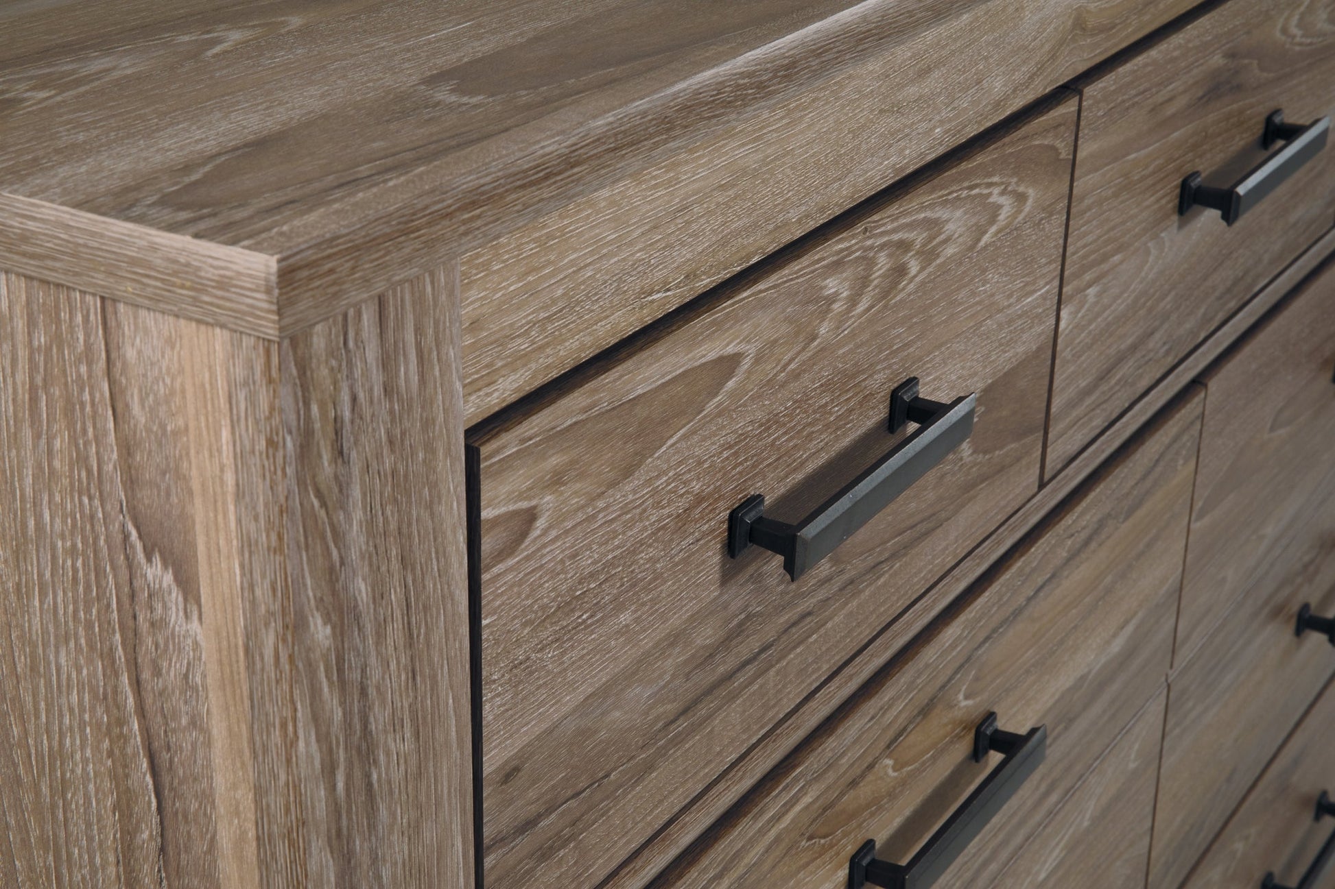 Zelen Seven Drawer Dresser at Towne & Country Furniture (AL) furniture, home furniture, home decor, sofa, bedding